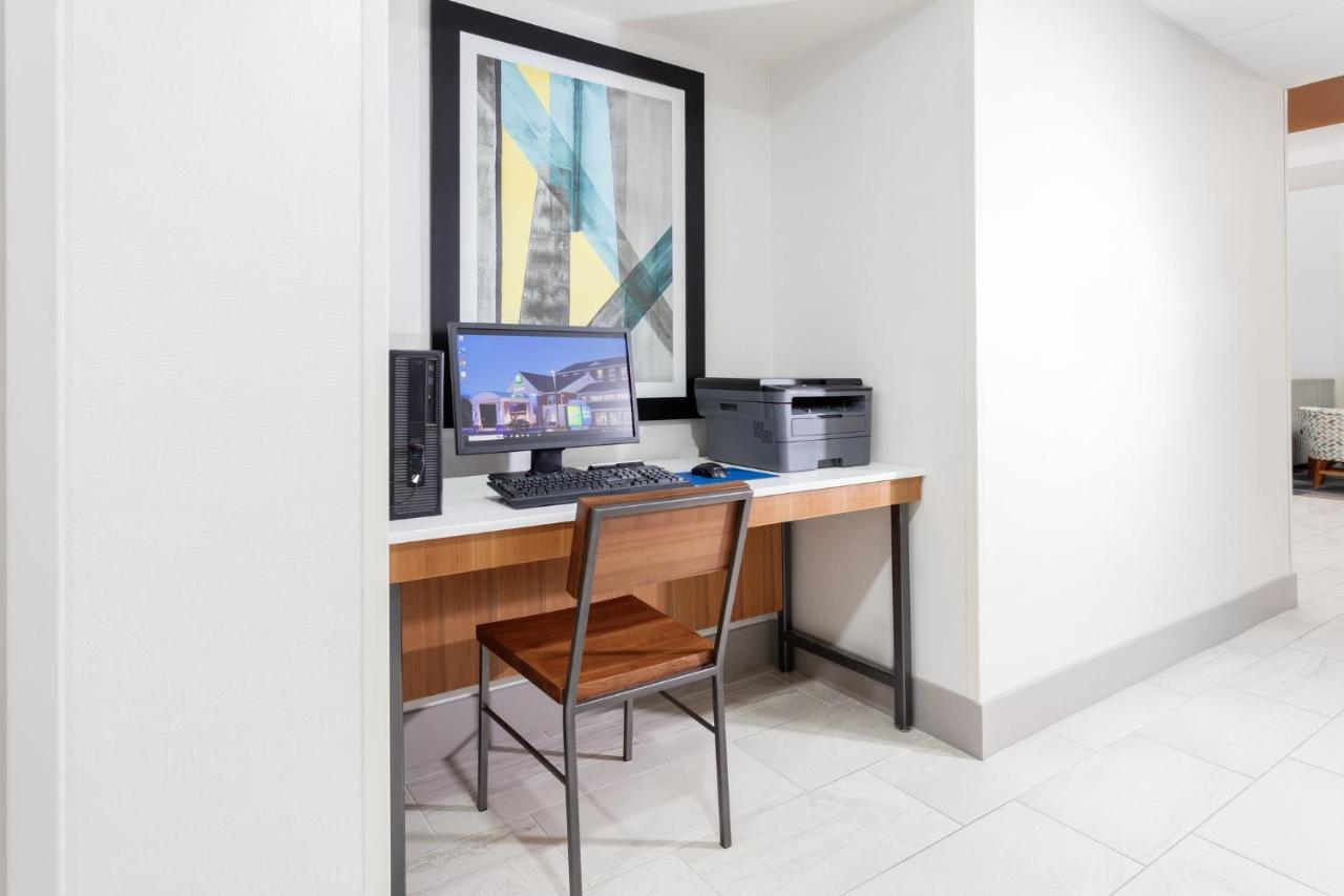 Holiday Inn Express & Suites Williamsburg By Ihg Exterior foto