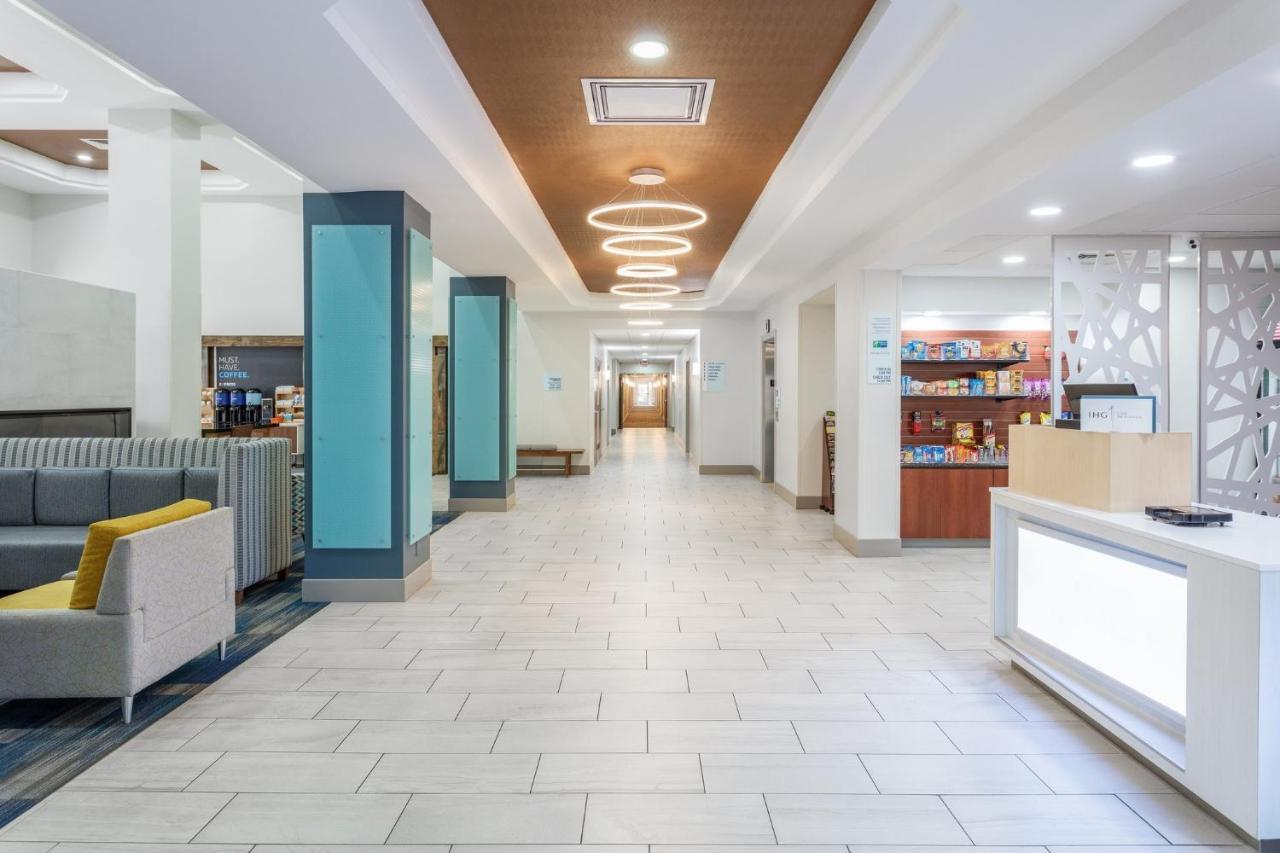 Holiday Inn Express & Suites Williamsburg By Ihg Exterior foto