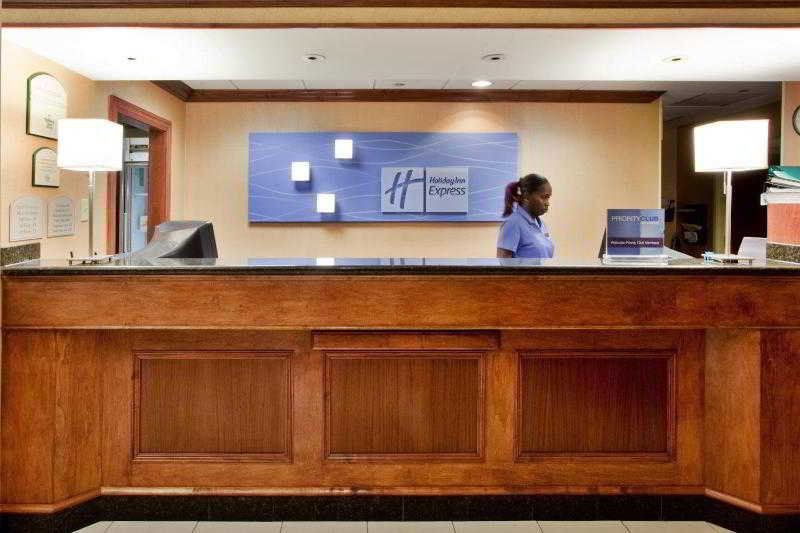 Holiday Inn Express & Suites Williamsburg By Ihg Exterior foto
