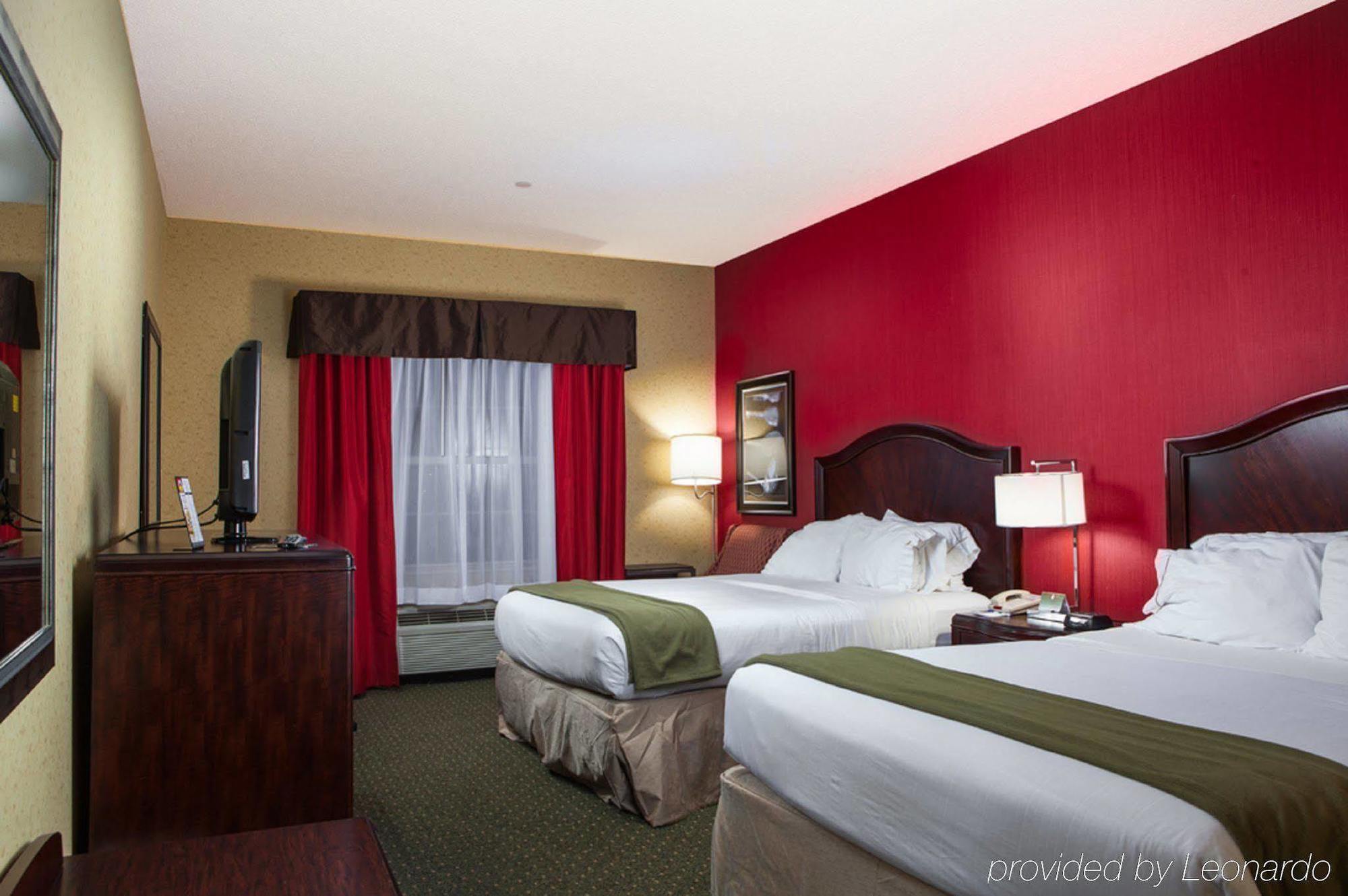 Holiday Inn Express & Suites Williamsburg By Ihg Exterior foto