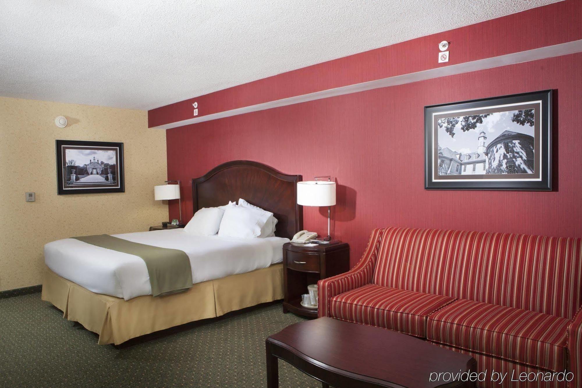 Holiday Inn Express & Suites Williamsburg By Ihg Exterior foto